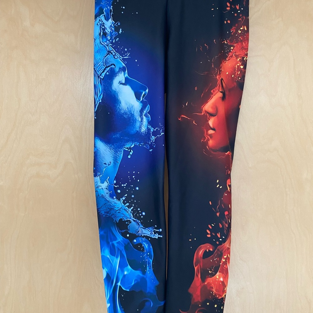 NWT GearBunch Waterboy & Firegirl
Leggings